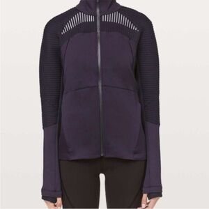 Lululemon Chill Going Strong Fitted Tech Jacket navy blue-8